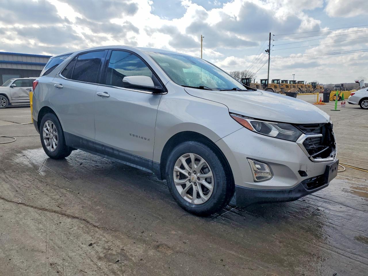 2018 CHEVROLET EQUINOX LT photo 4