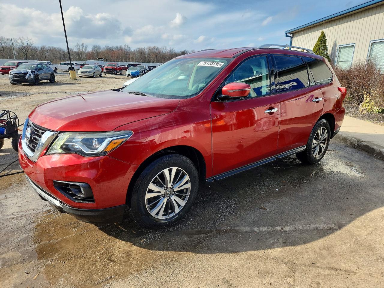 2017 NISSAN PATHFINDER