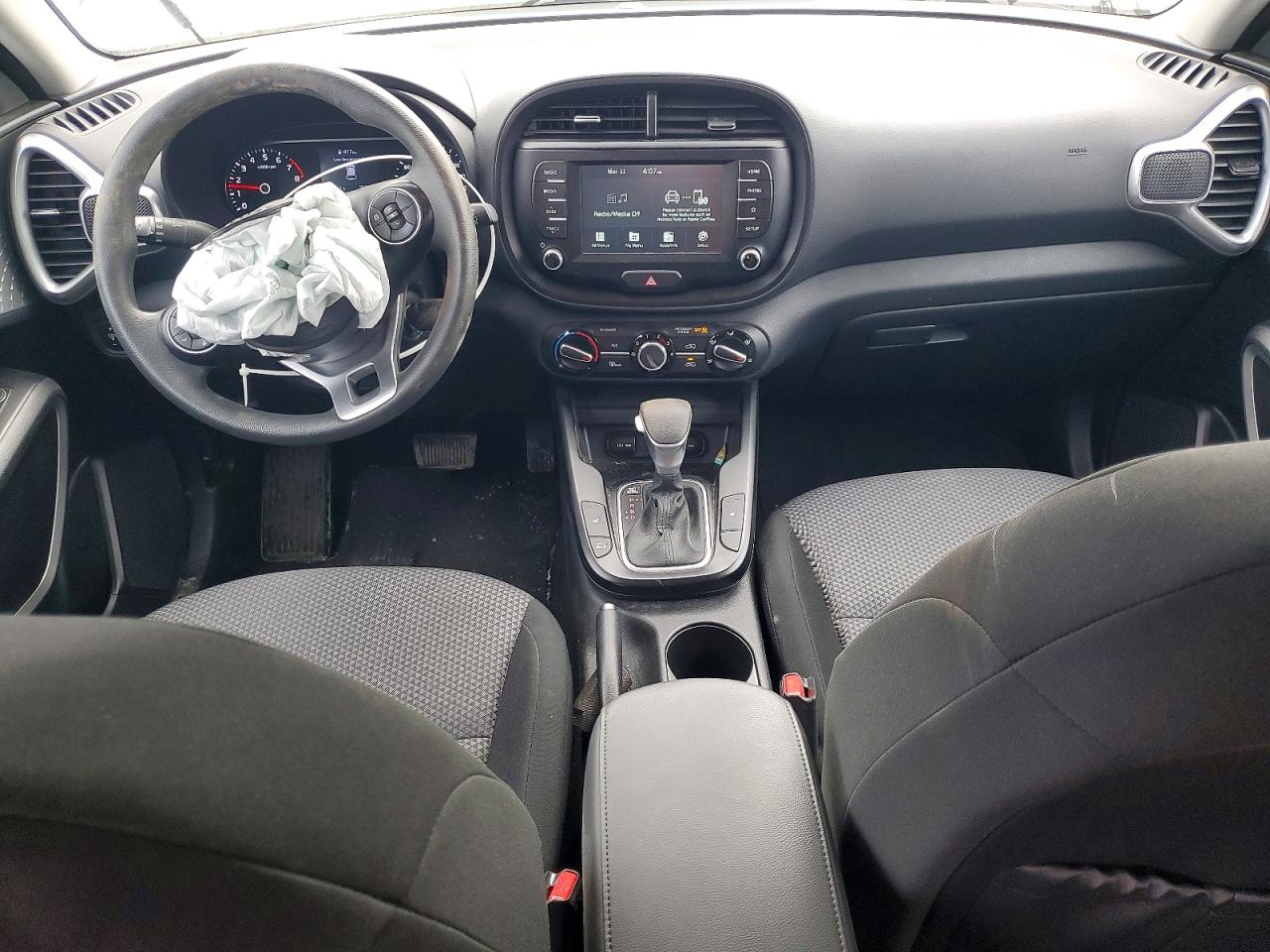 2021 KIA SOUL LX photo 8