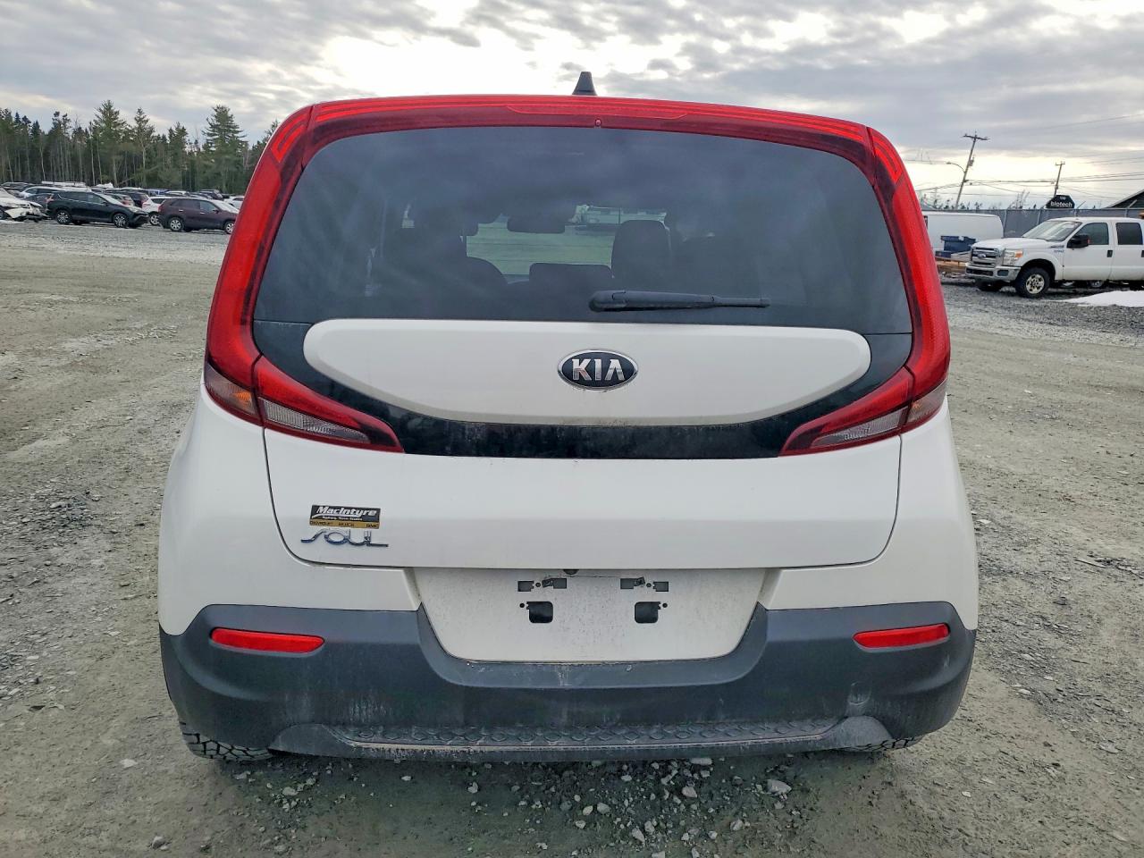 2021 KIA SOUL LX photo 6