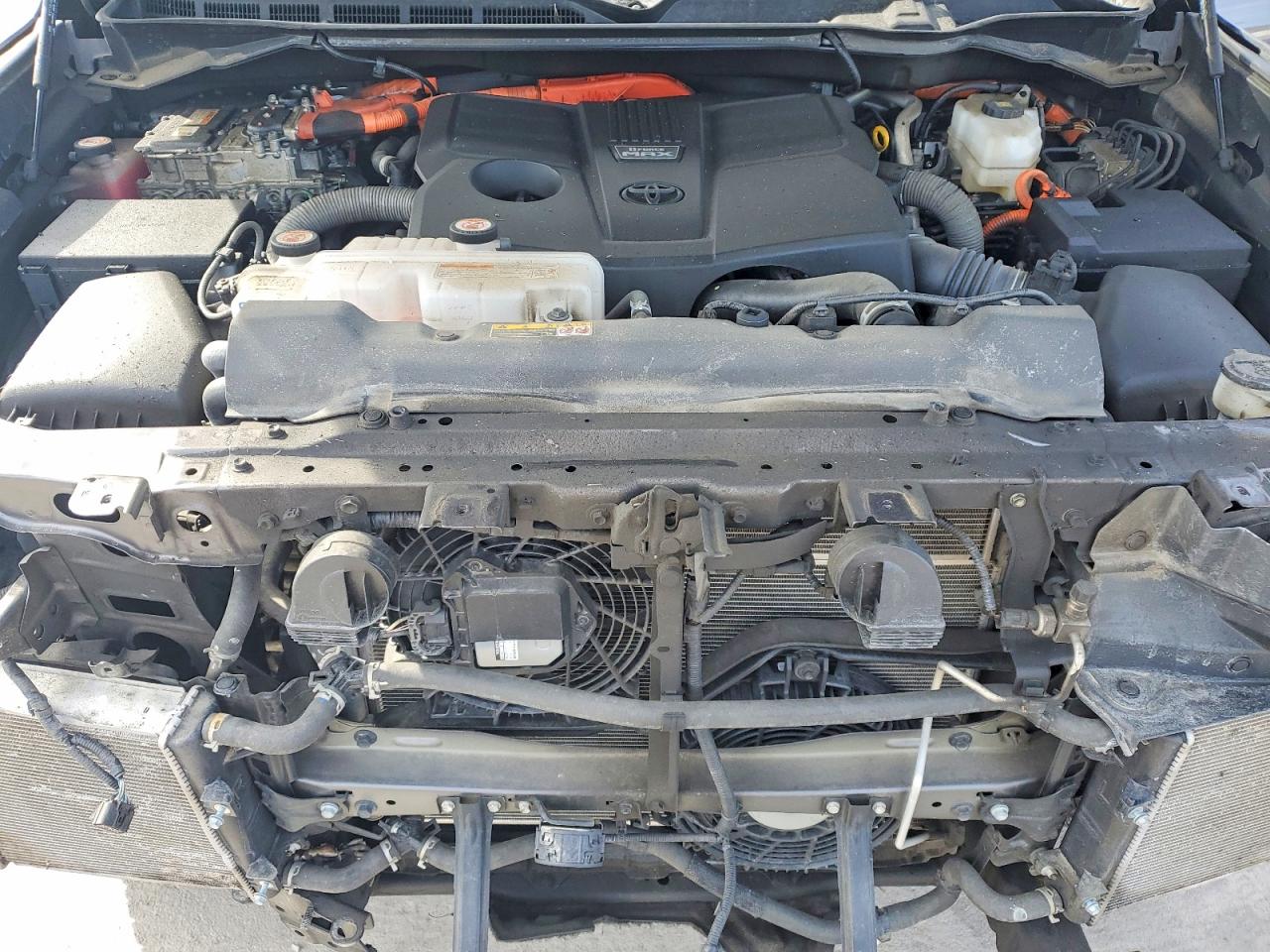 2024 TOYOTA TUNDRA LIMITED HV photo 31