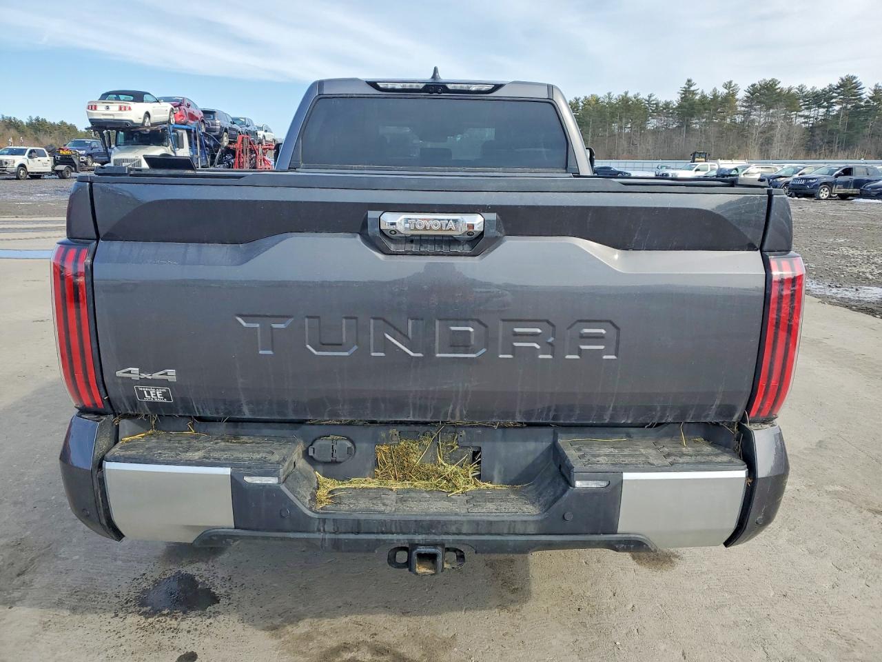 2024 TOYOTA TUNDRA LIMITED HV photo 16