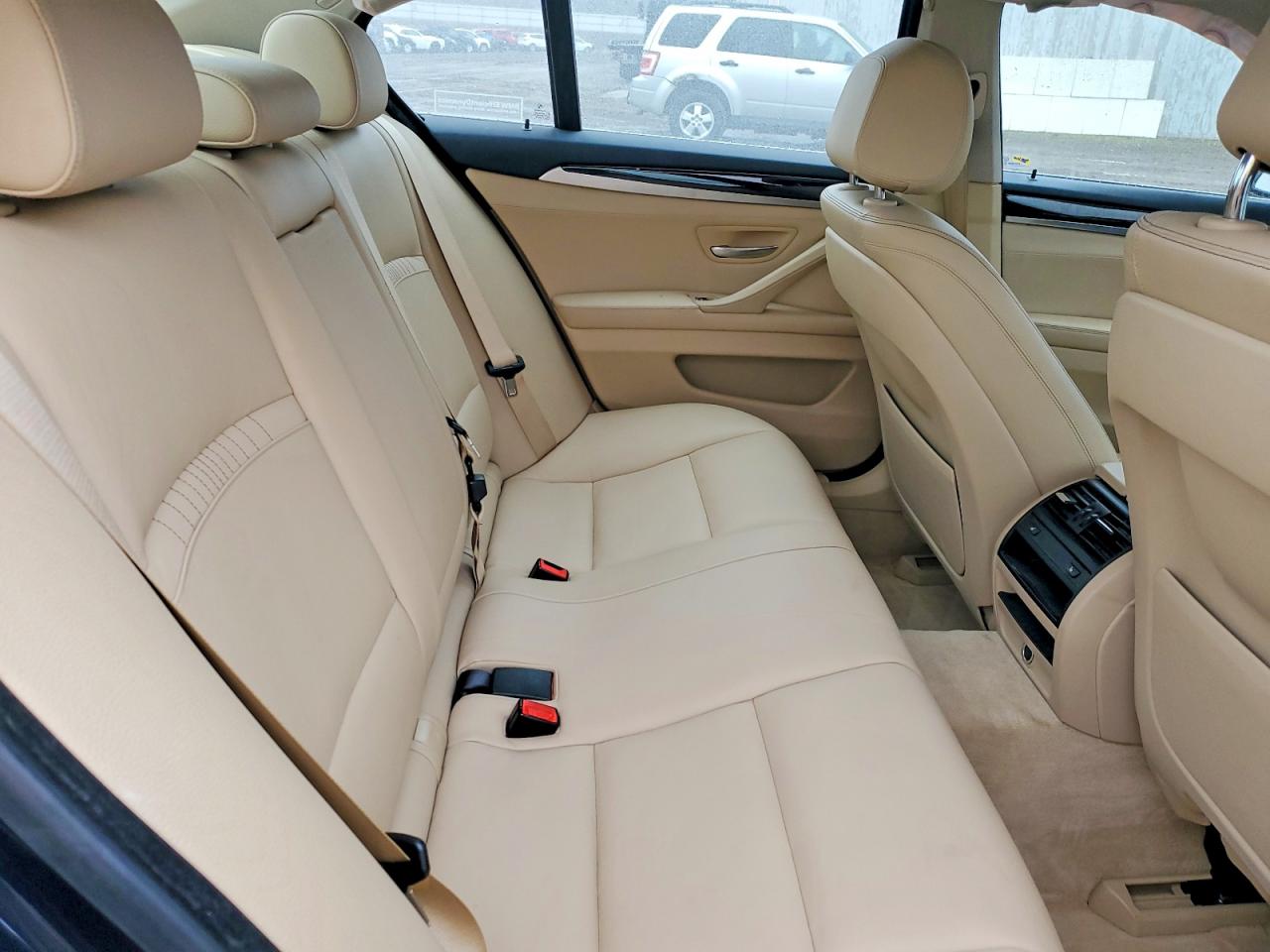 2014 BMW 535 XI photo 28