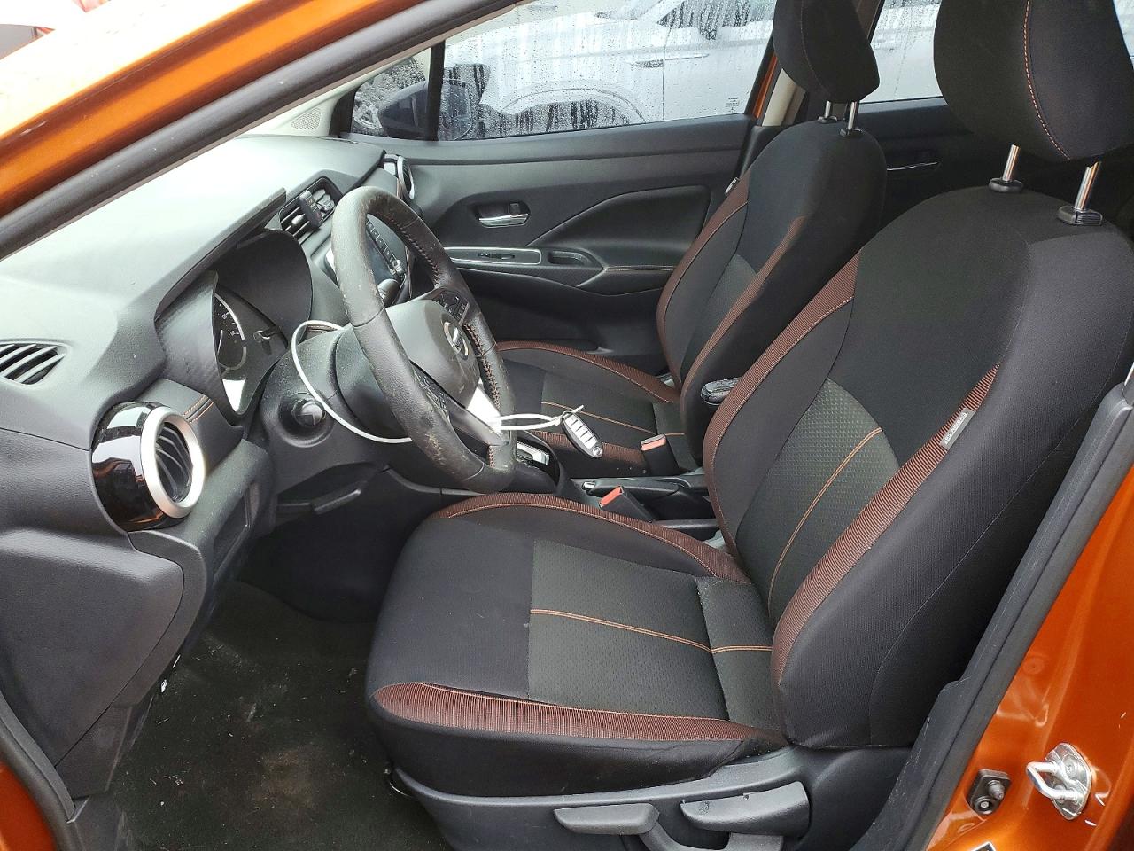 2021 NISSAN VERSA SR photo 13