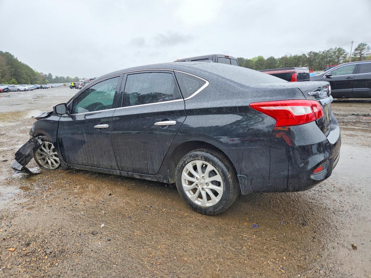 2019 NISSAN SENTRA SV photo 2