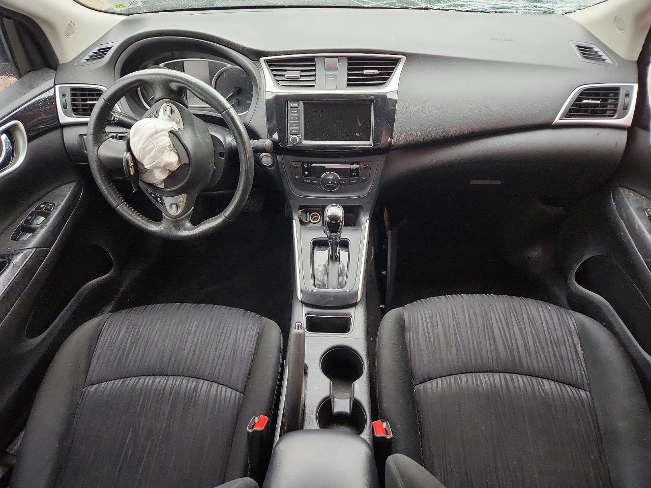 2019 NISSAN SENTRA SV photo 8