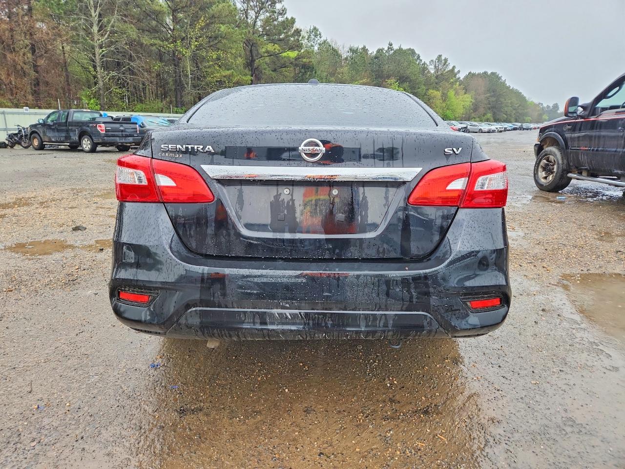 2019 NISSAN SENTRA SV photo 6