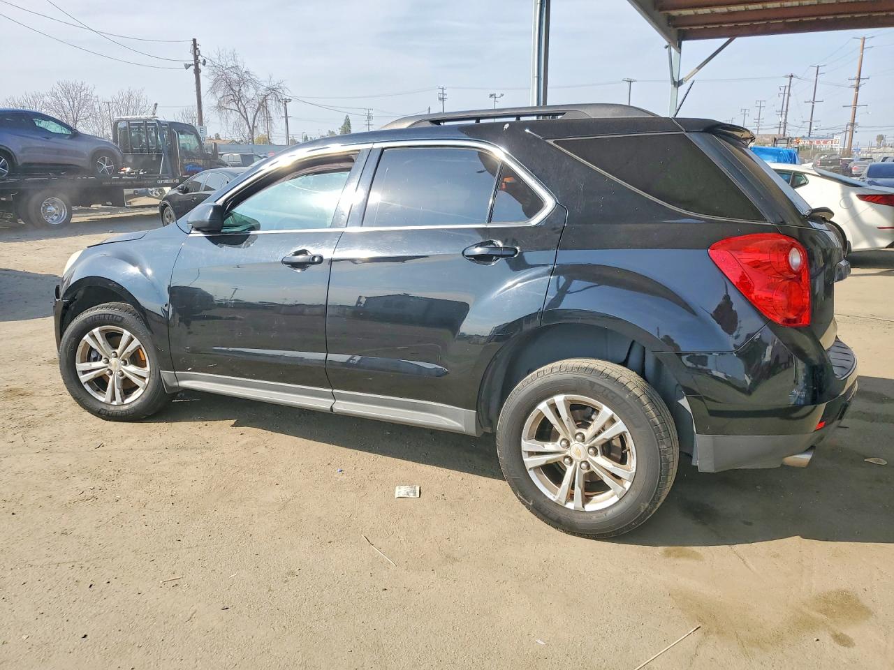 2015 CHEVROLET EQUINOX LT photo 2