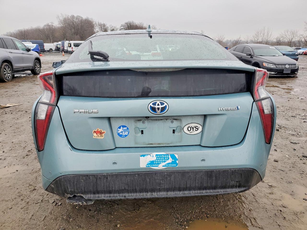 2018 TOYOTA PRIUS TWO photo 6