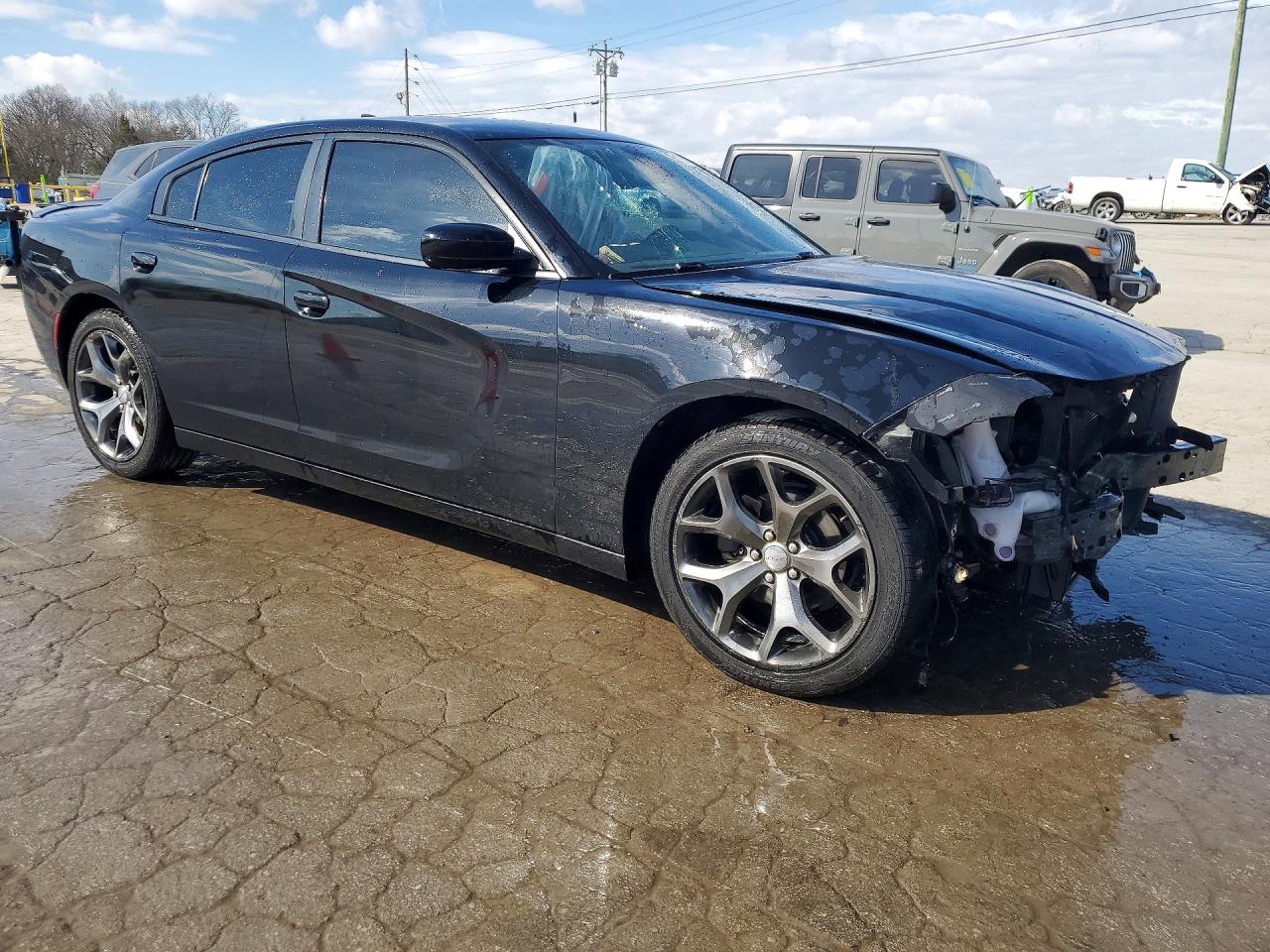 2015 DODGE CHARGER SXT photo 10