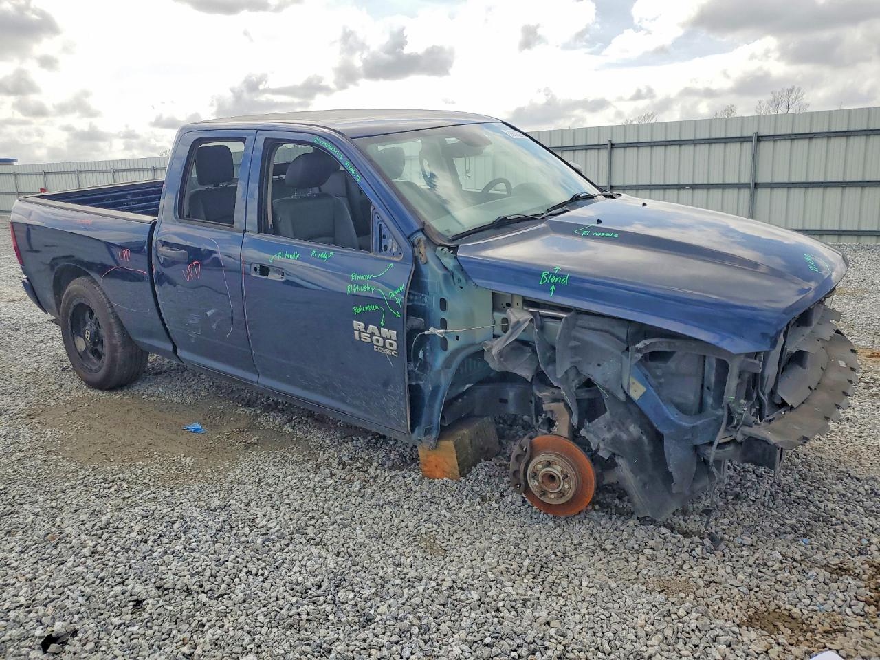 2019 RAM 1500 CLASSIC TRADESMAN photo 7