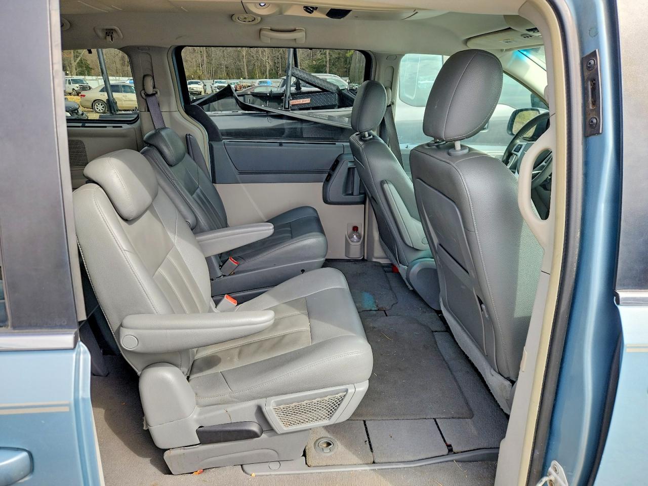 2008 CHRYSLER TOWN & COUNTRY TOURING photo 21