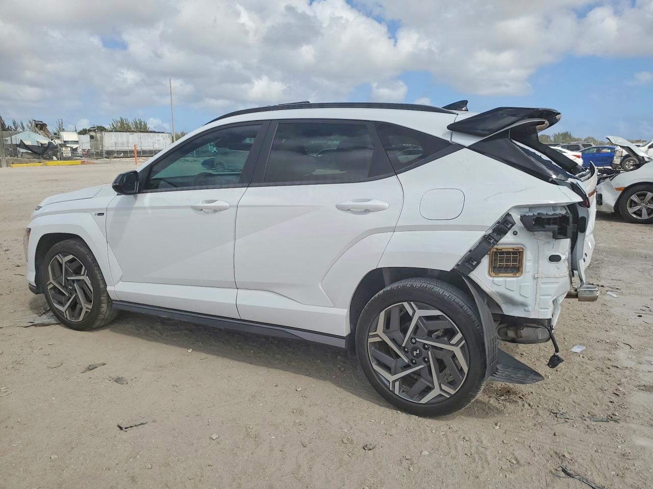 2024 HYUNDAI KONA N LINE photo 2