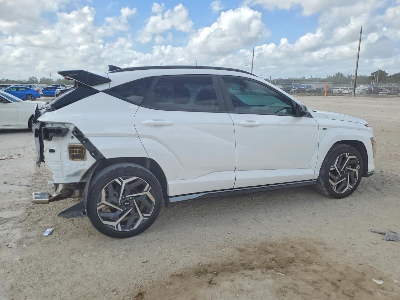 2024 HYUNDAI KONA N LINE photo 4