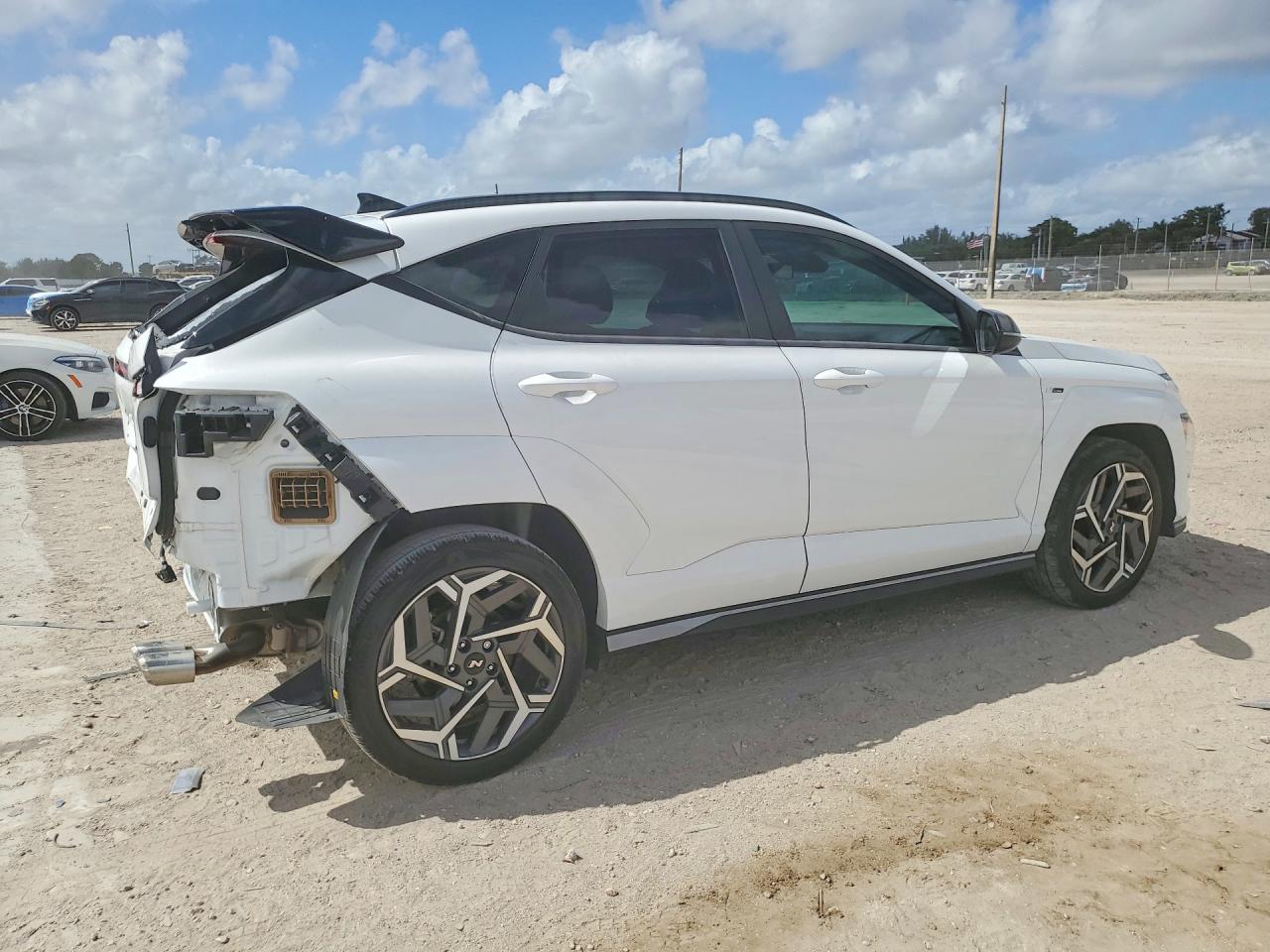 2024 HYUNDAI KONA N LINE photo 3