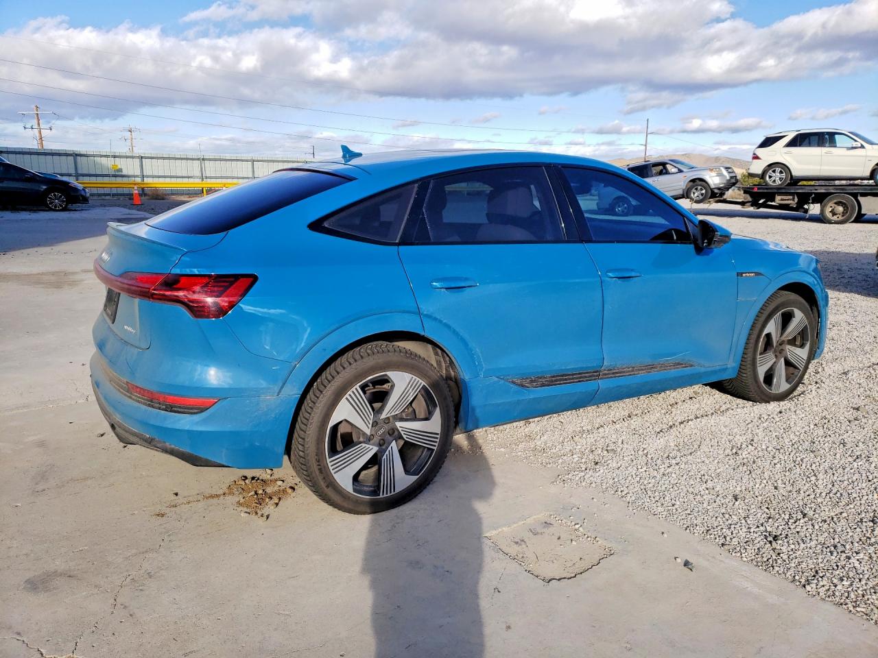2021 AUDI E-TRON SPORTBACK PRESTIGE photo 3