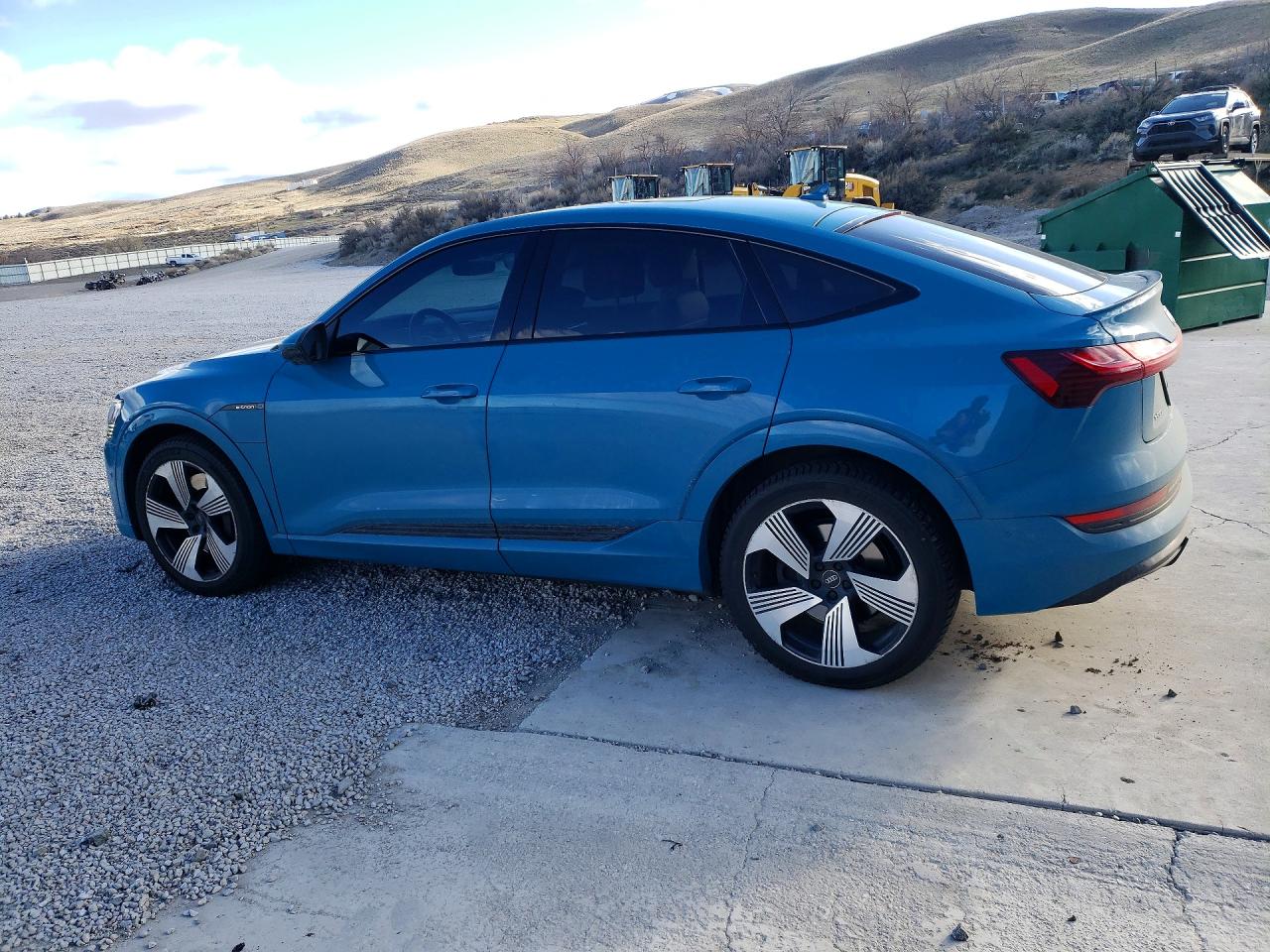 2021 AUDI E-TRON SPORTBACK PRESTIGE photo 2