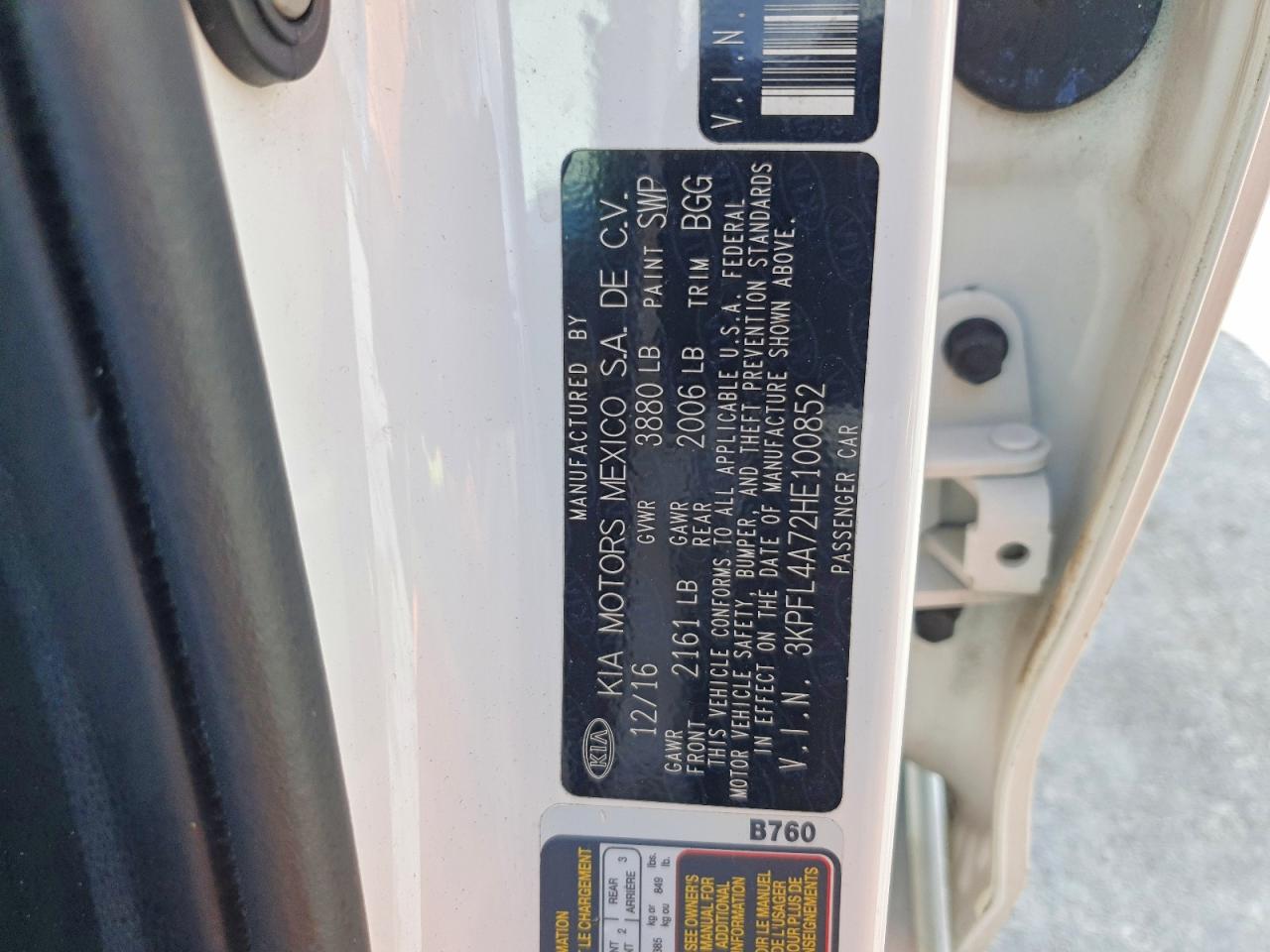 2017 KIA FORTE LX photo 12