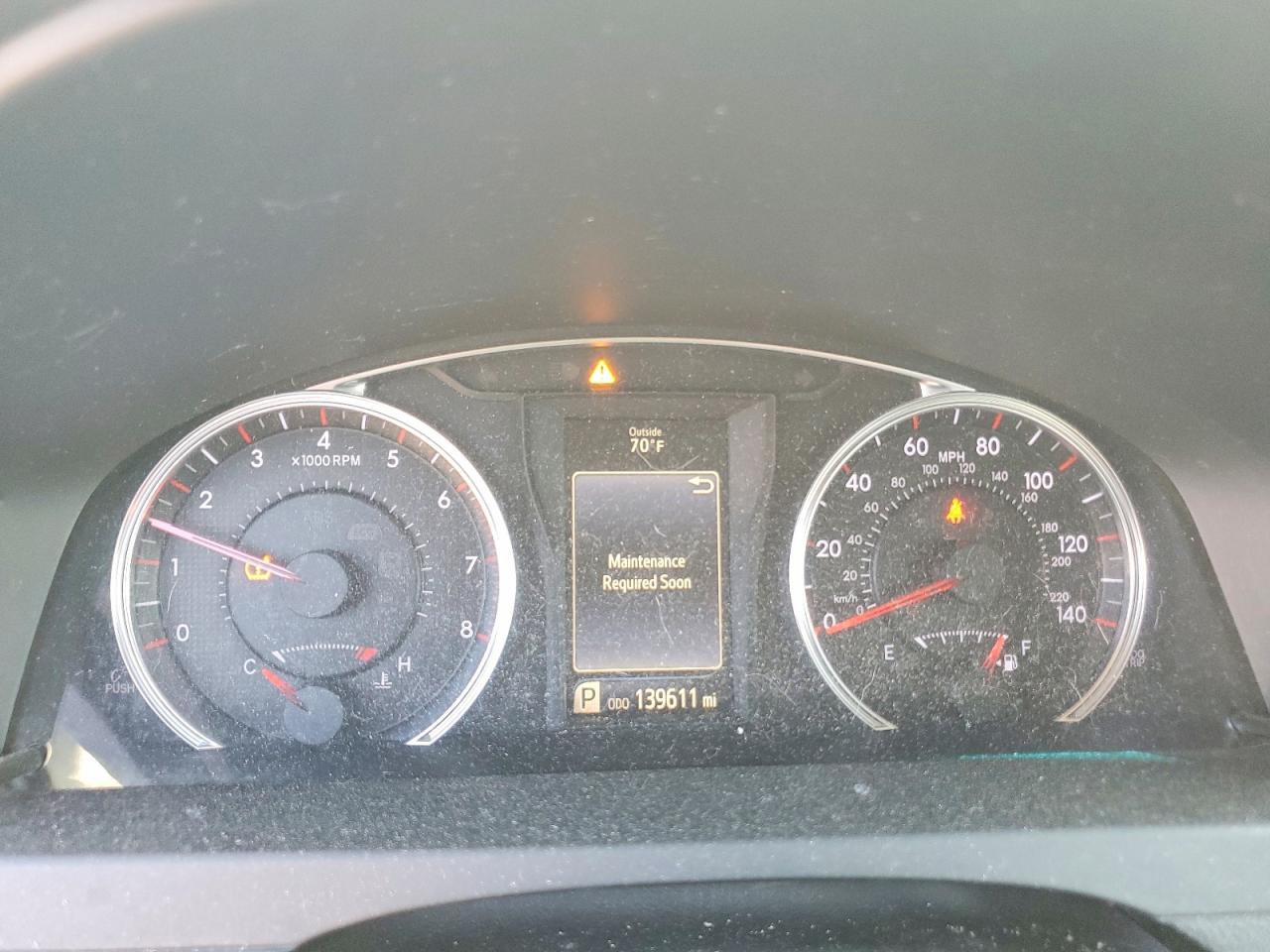 2016 TOYOTA CAMRY SE photo 17