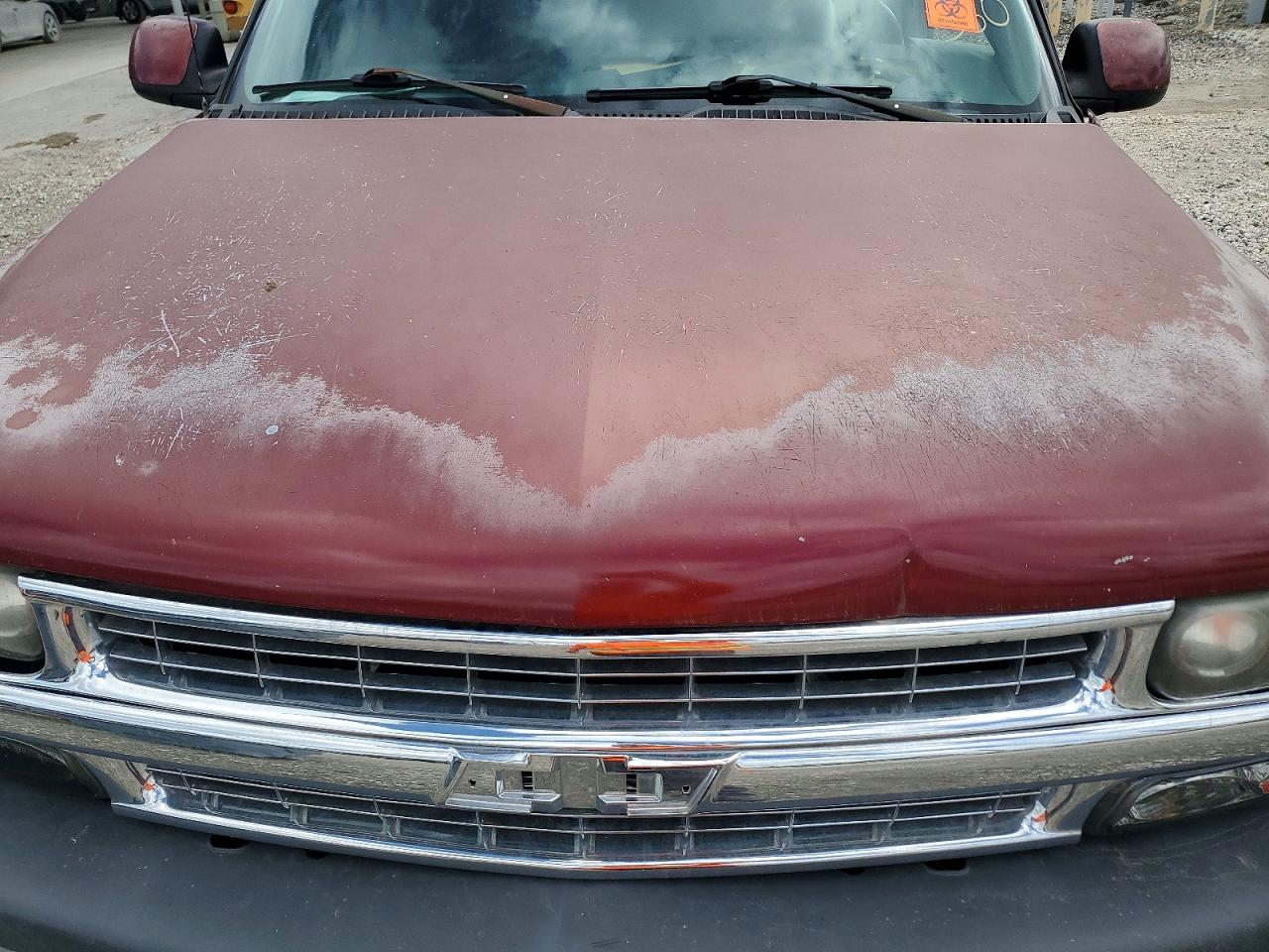 2002 CHEVROLET SUBURBAN C1500 photo 12