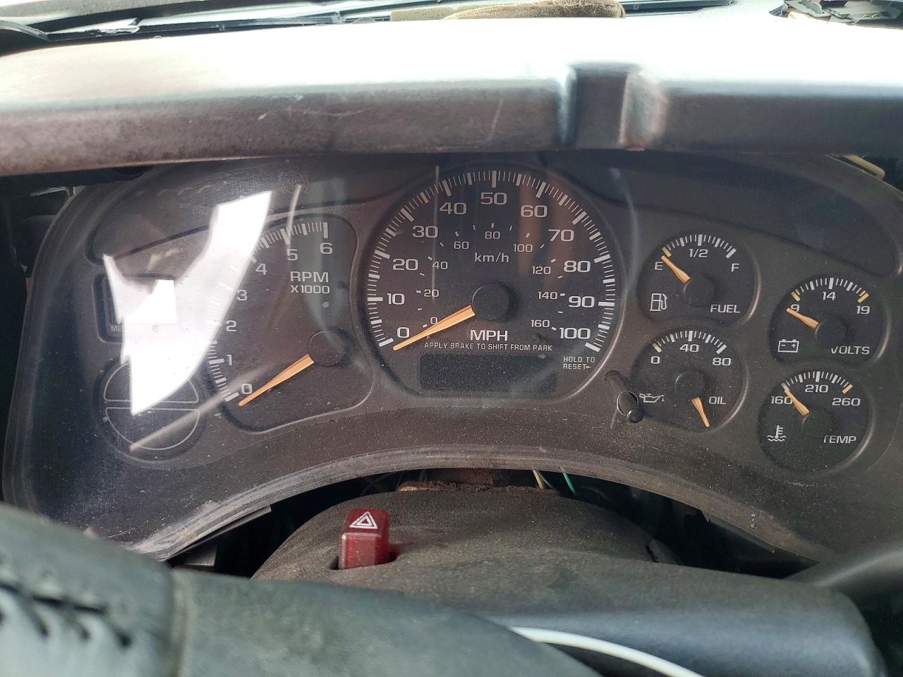 2002 CHEVROLET SUBURBAN C1500 photo 9