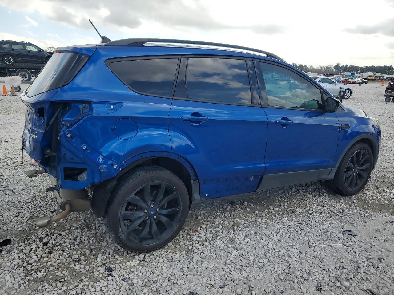 2018 FORD ESCAPE SE photo 5