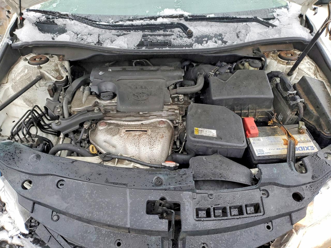 2016 TOYOTA CAMRY LE photo 31