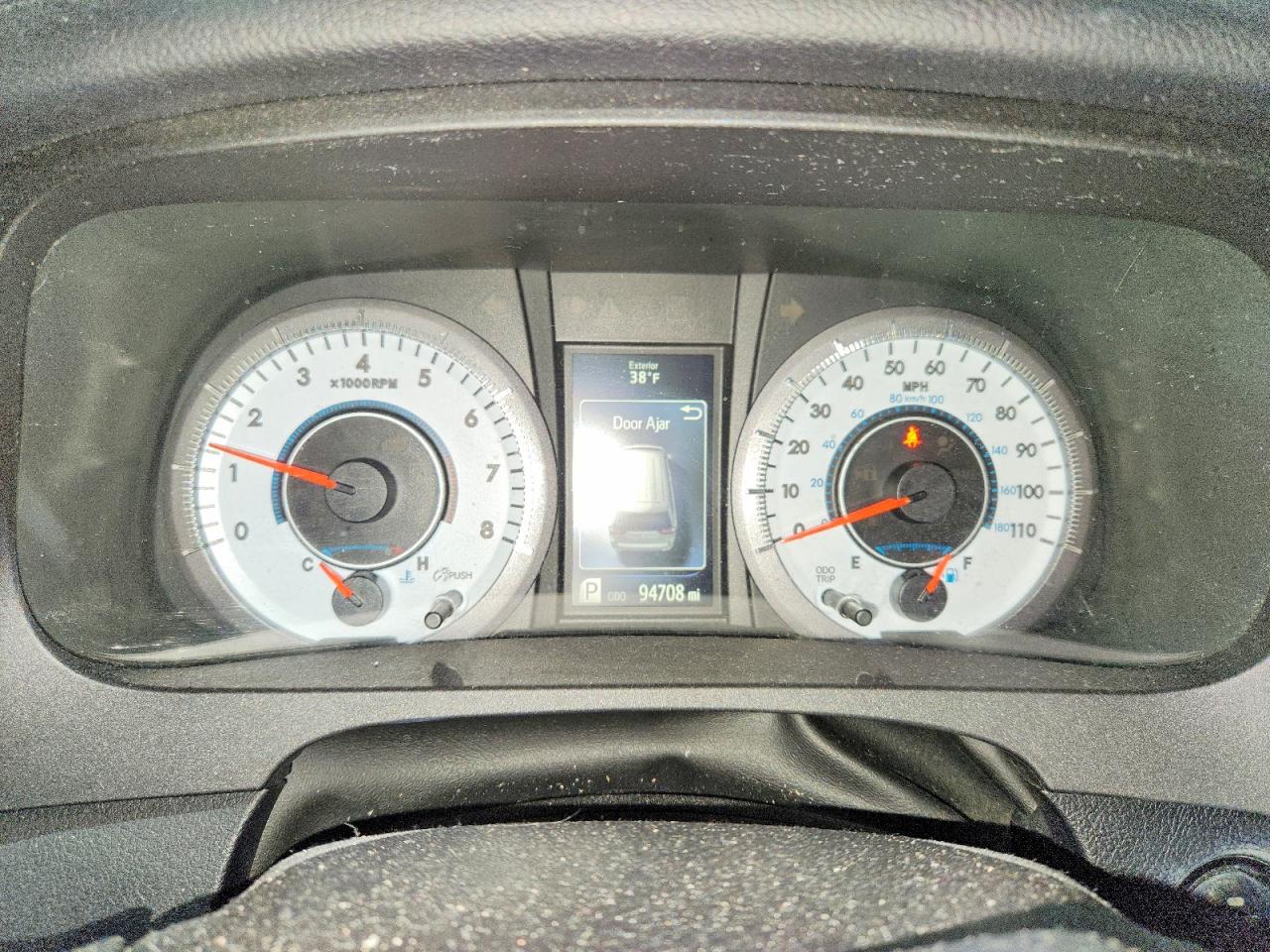 2015 TOYOTA SIENNA SE PREMIUM 8-PASSENGER photo 17