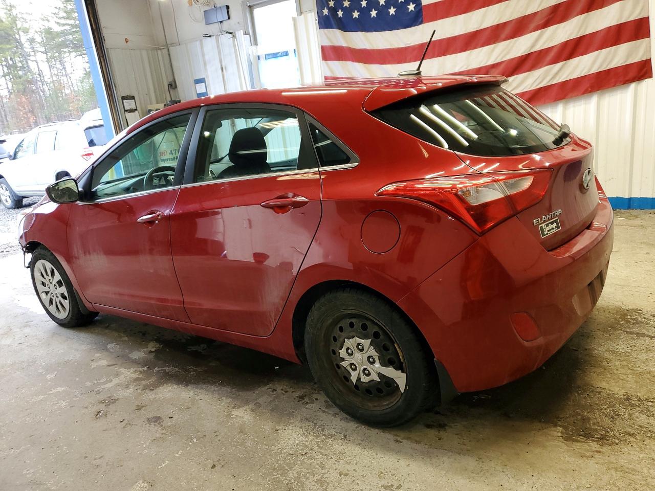2017 HYUNDAI ELANTRA GT BASE photo 3