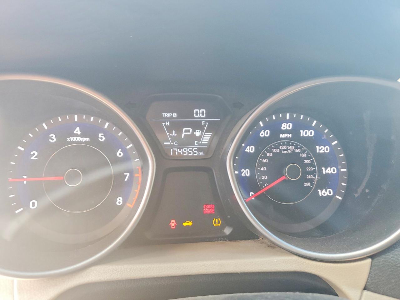 2015 HYUNDAI ELANTRA SE photo 9