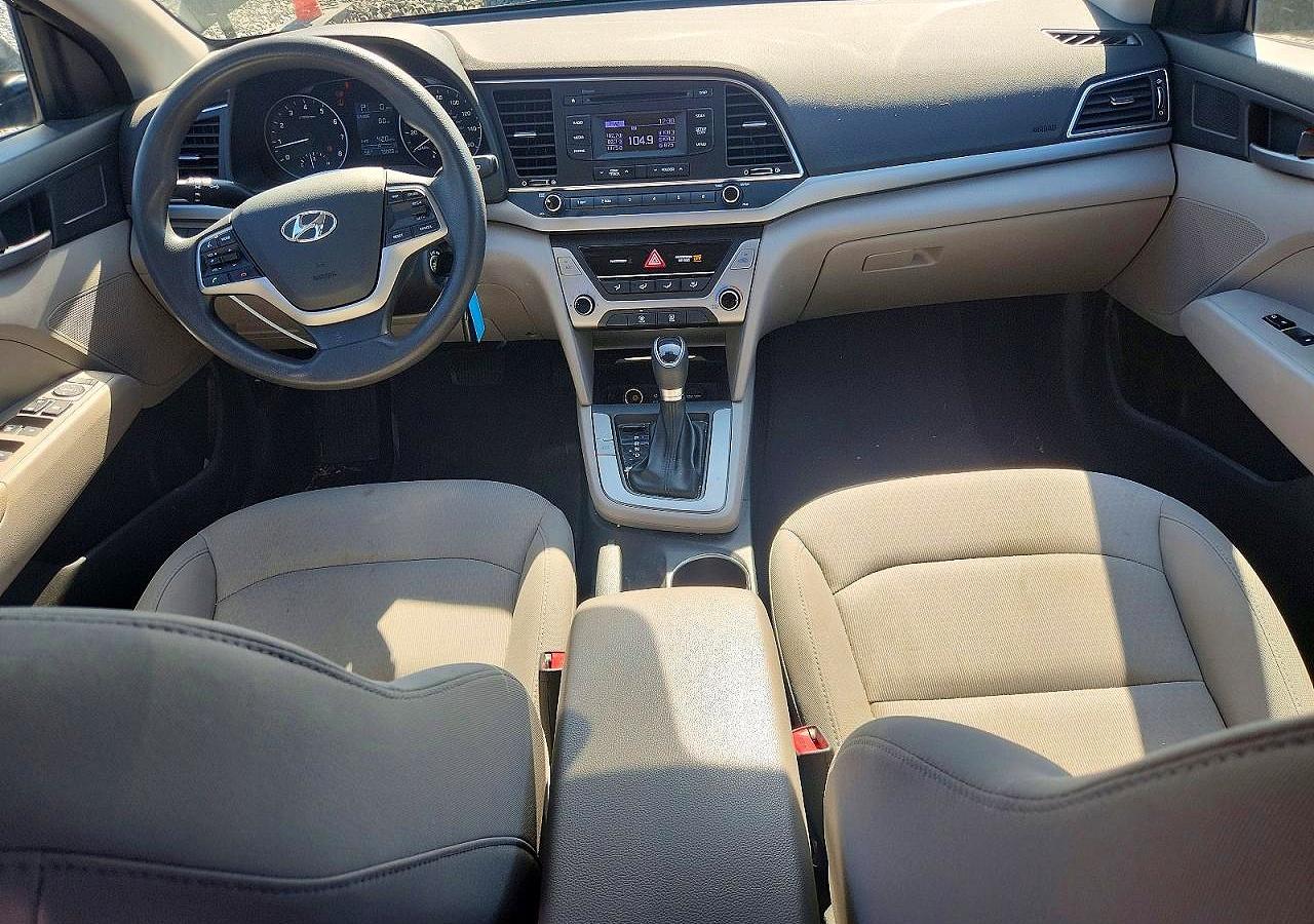 2018 HYUNDAI ELANTRA SE photo 8