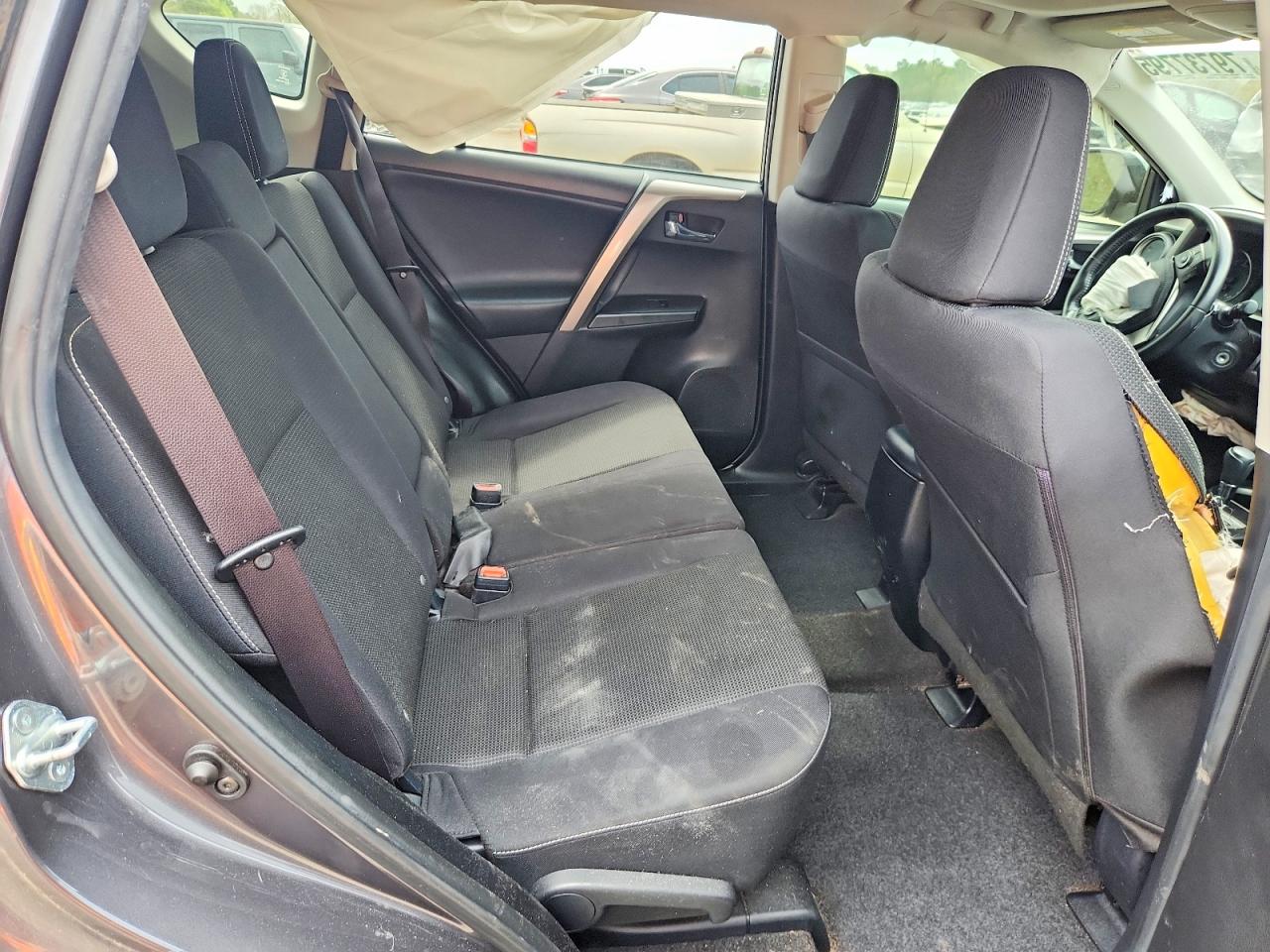 2017 TOYOTA RAV4 XLE photo 21