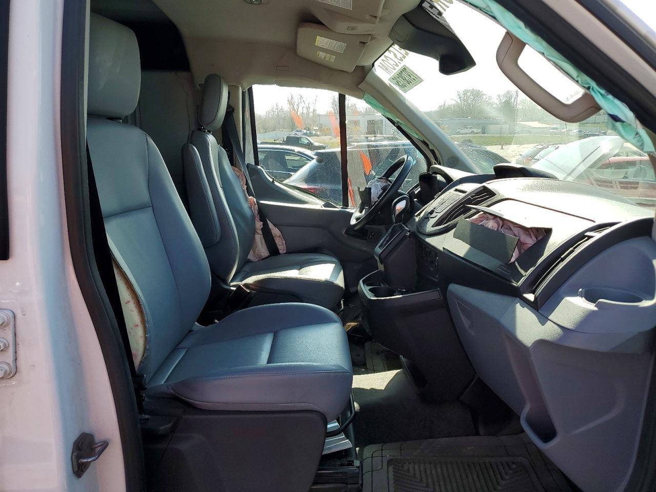 2016 FORD TRANSIT T-150 photo 13