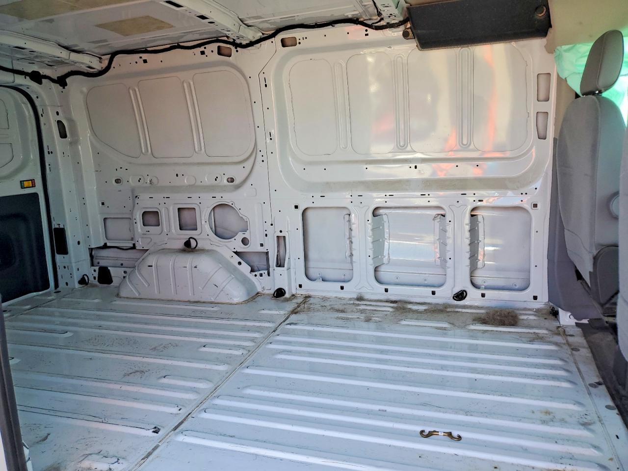 2016 FORD TRANSIT T-150 photo 21