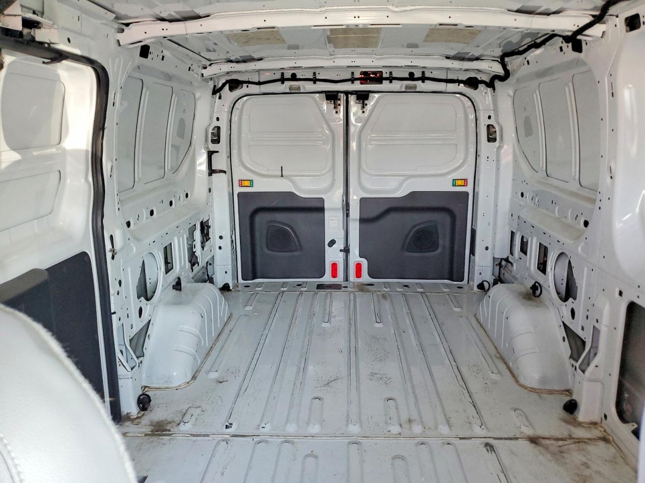2016 FORD TRANSIT T-150 photo 19