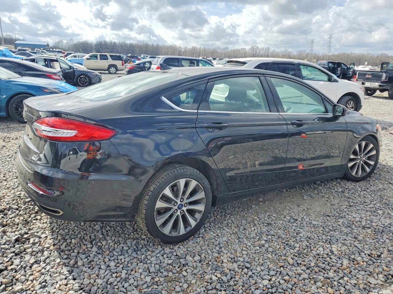 2019 FORD FUSION SE photo 5