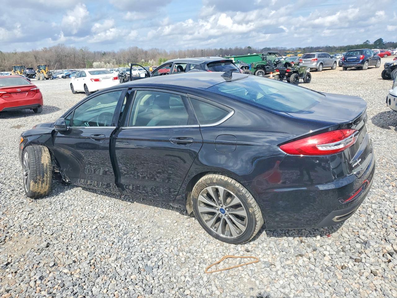 2019 FORD FUSION SE photo 3