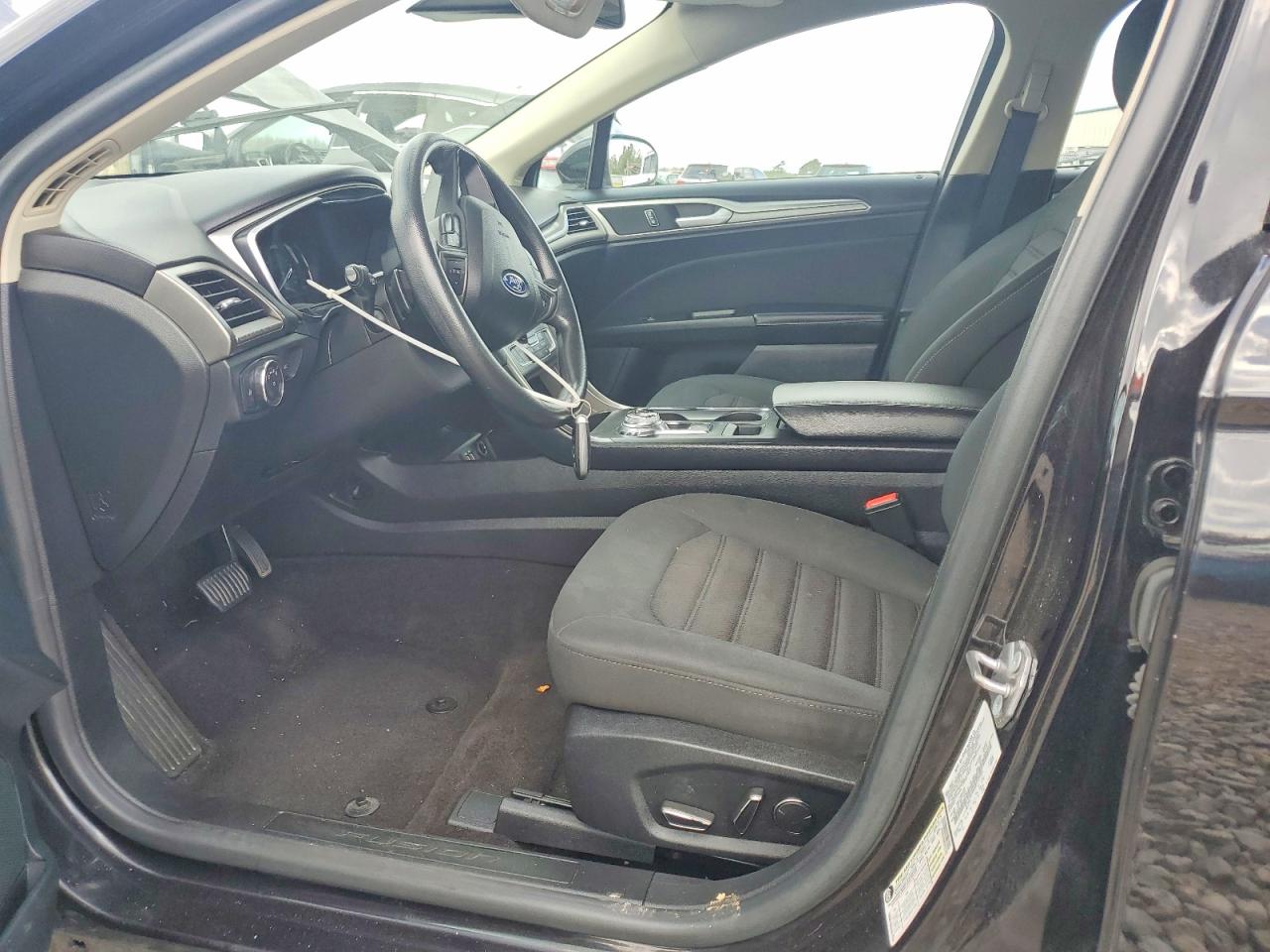 2019 FORD FUSION SE photo 13