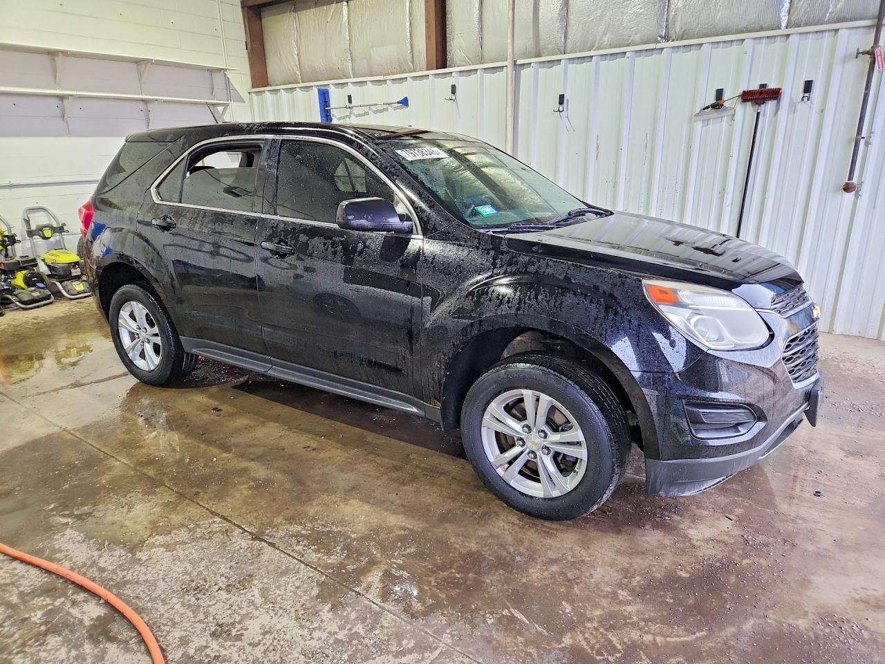 2016 CHEVROLET EQUINOX LS photo 4