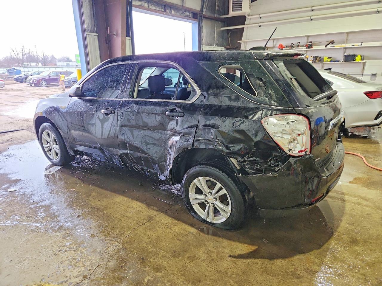 2016 CHEVROLET EQUINOX LS photo 2