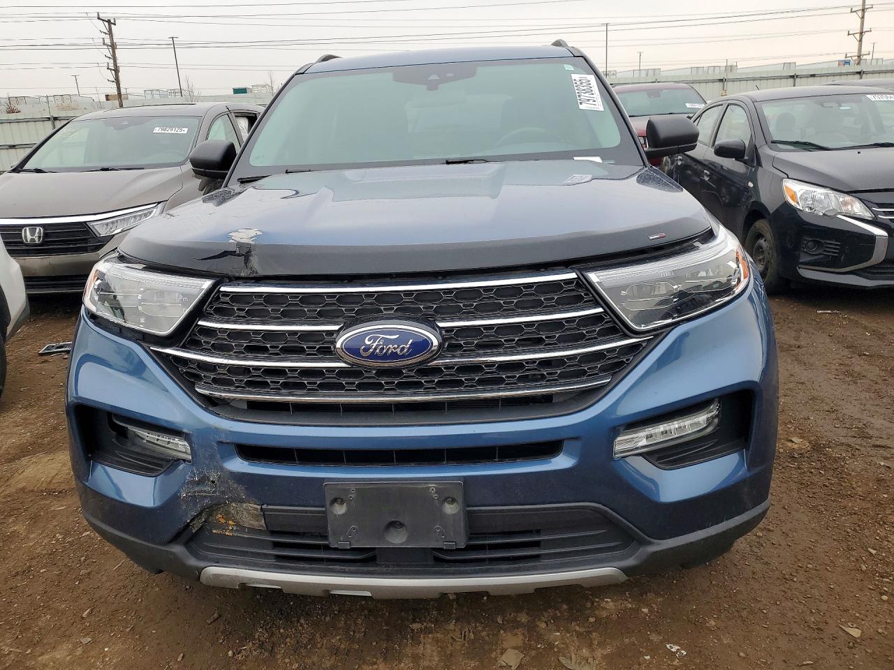 2020 FORD EXPLORER XLT photo 9