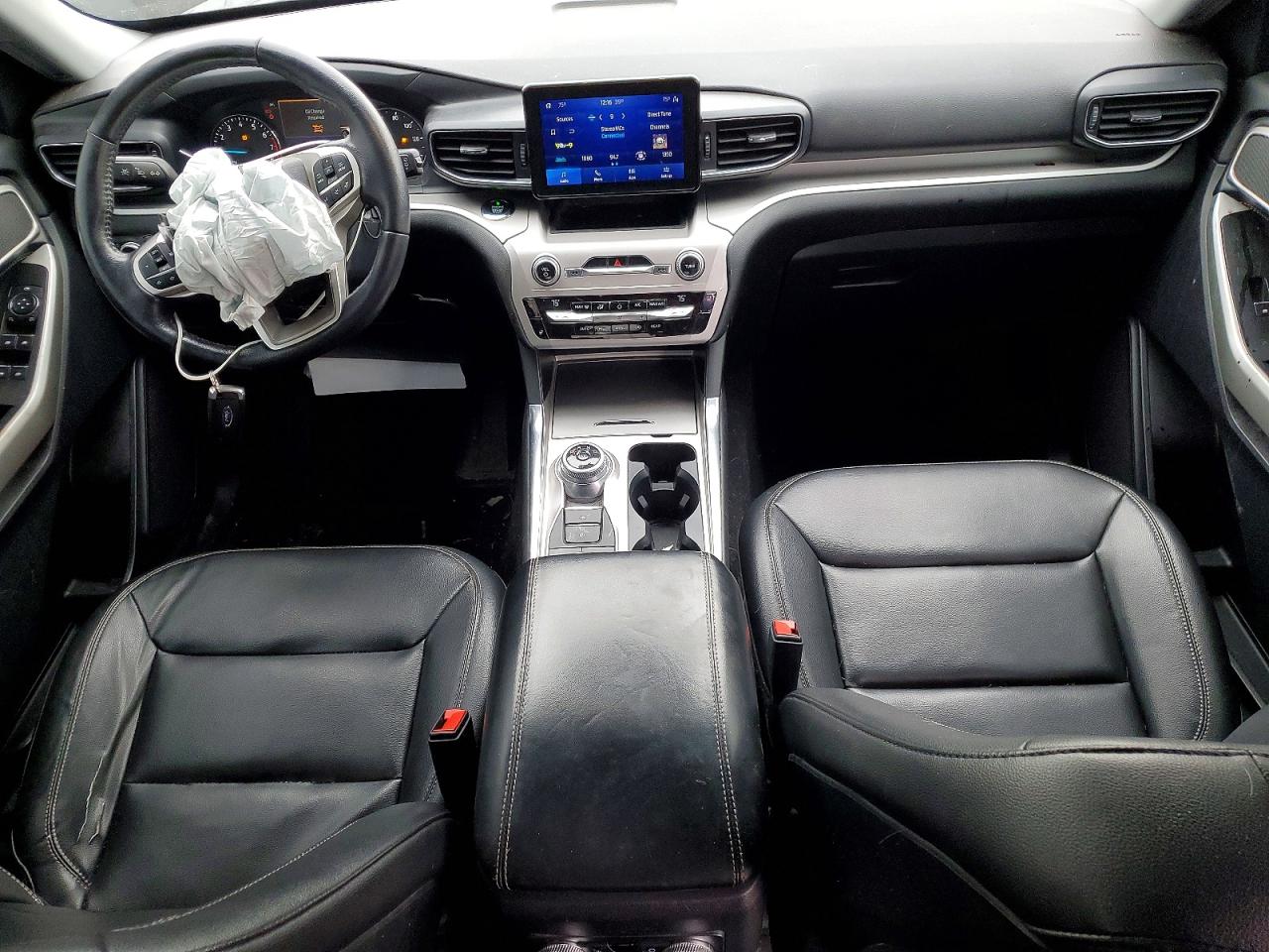 2020 FORD EXPLORER XLT photo 15