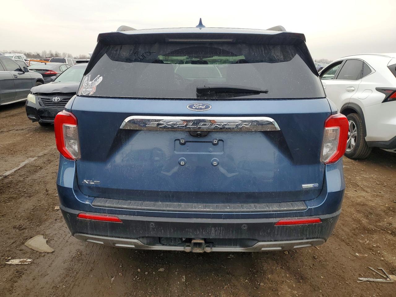2020 FORD EXPLORER XLT photo 11