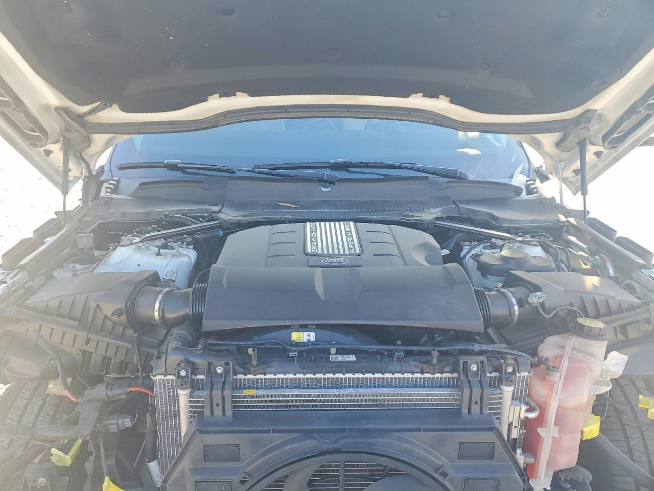 2018 LAND ROVER RANGE ROVER SUPERCHARGED photo 31