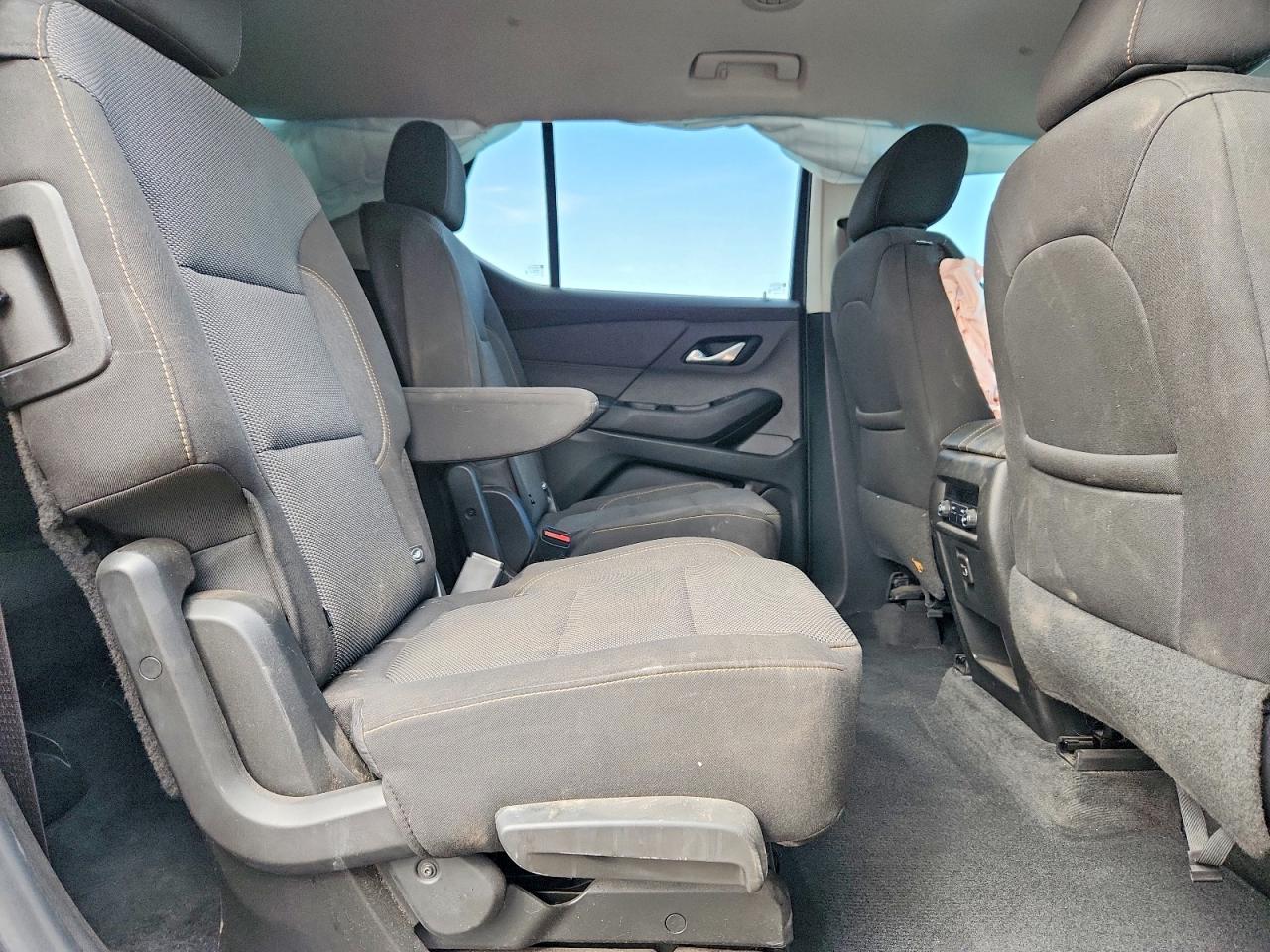 2020 CHEVROLET TRAVERSE LT photo 31