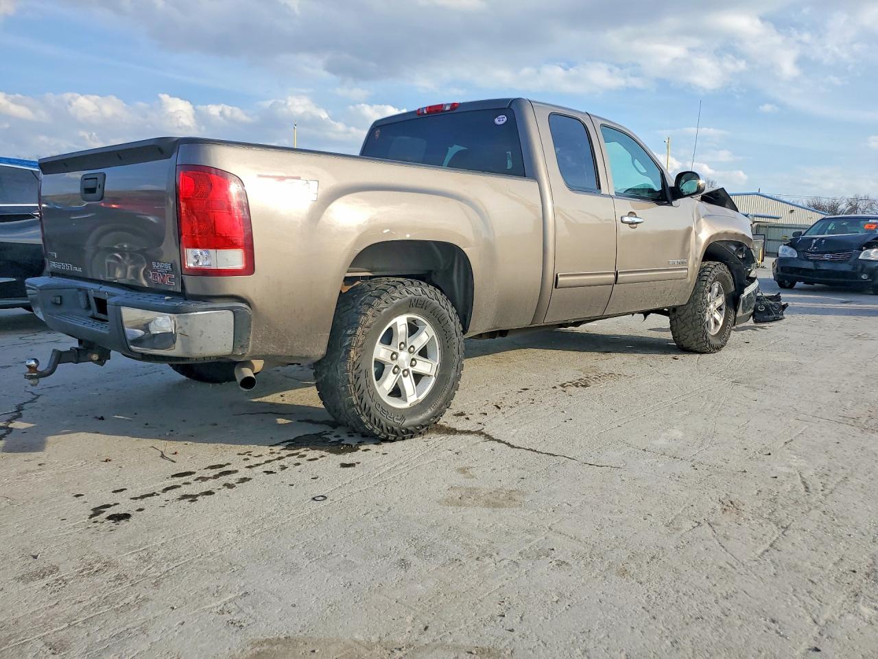 2011 GMC SIERRA K1500 SLE photo 3