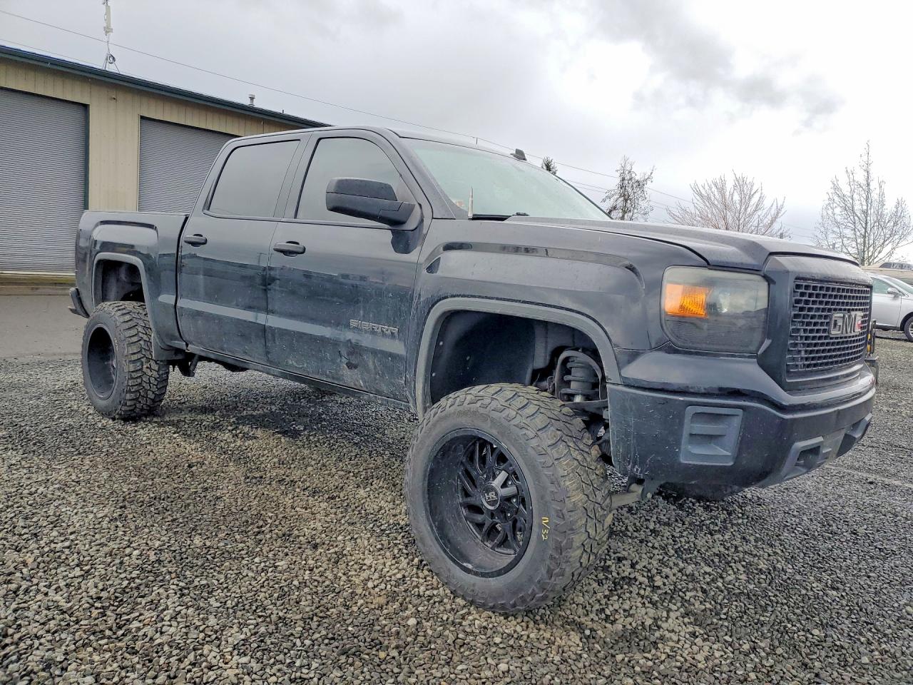 2014 GMC SIERRA K1500 photo 7