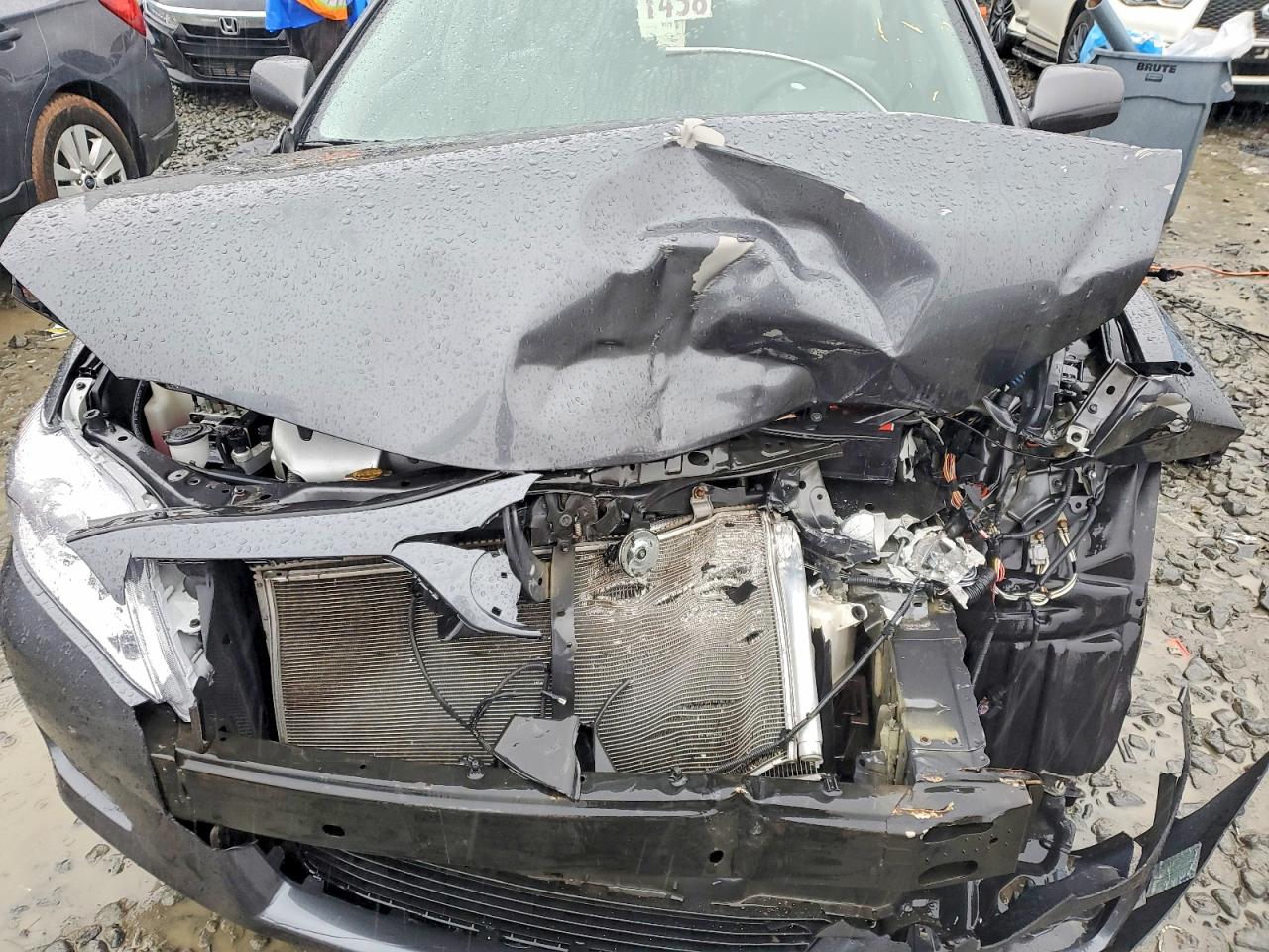 2011 TOYOTA CAMRY LE V6 photo 11