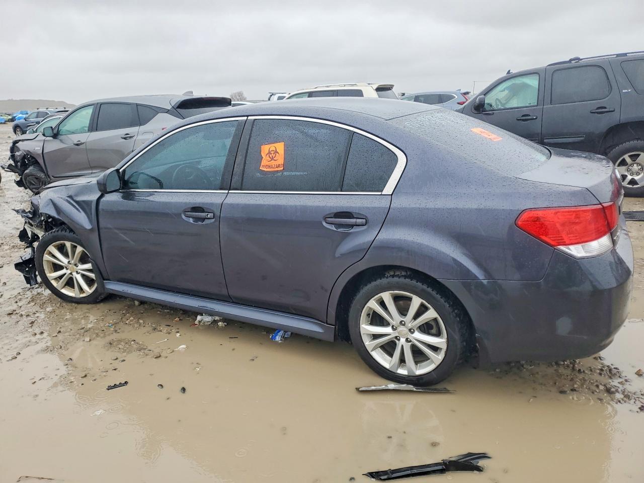 2013 SUBARU LEGACY 2.5I PREMIUM photo 4