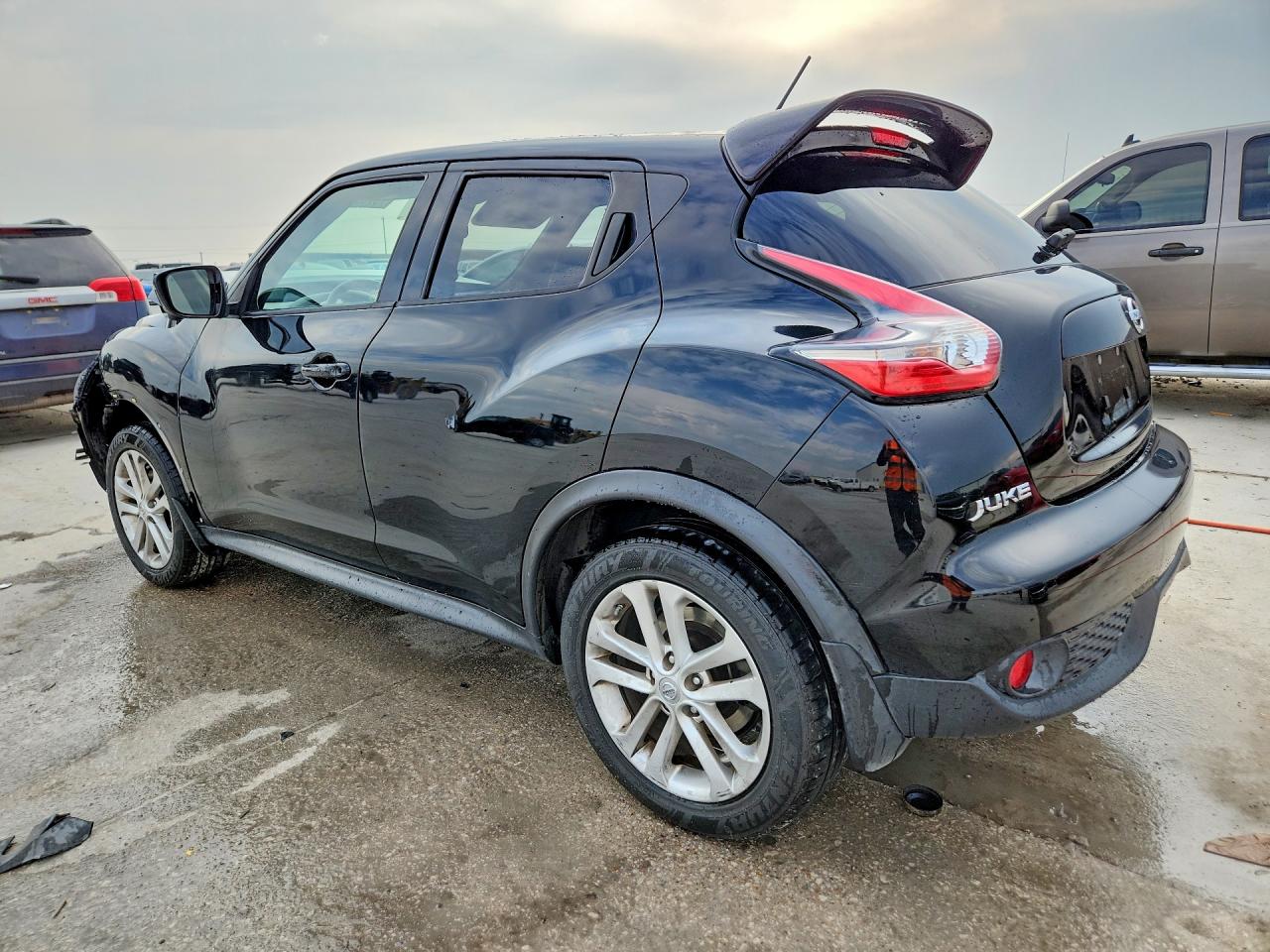 2015 NISSAN JUKE SL photo 2